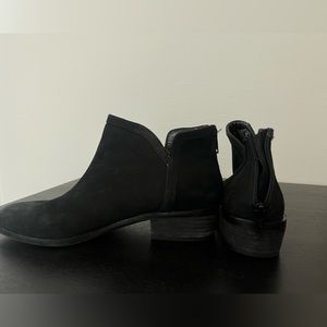 Gianni Bini Shoes 6M